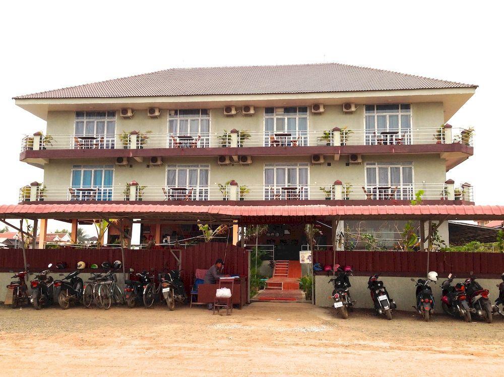 River Dolphin Hotel Kratié Exterior foto